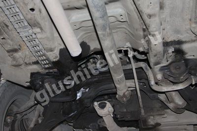 Замена пламегасителя Honda CR-V I