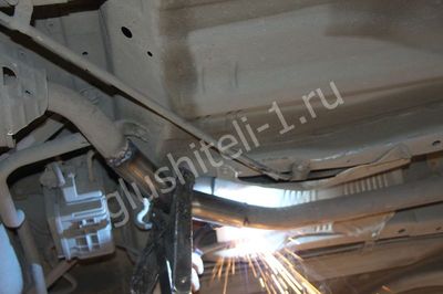 Ремонт выхлопной системы  Honda Civic VIII