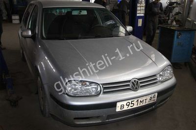 Замена резонатора Volkswagen Golf IV