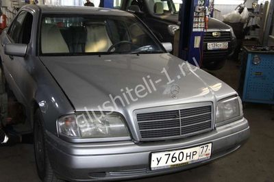 Замена приемной трубы Mercedes-Benz C W202